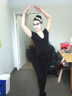 black-swan.jpg