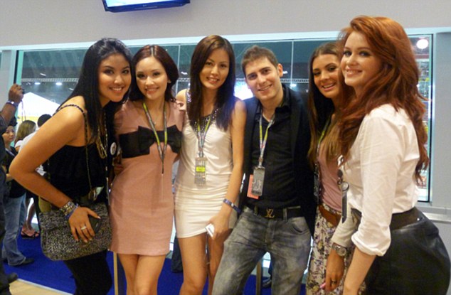 article-2146991-1324436B000005DC-987_634x415.jpg