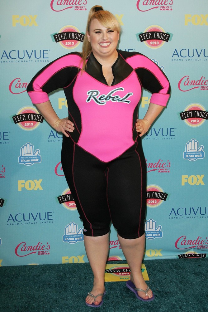 rebel-wilson-2013-teen-choice-awards-press-room-04.jpg