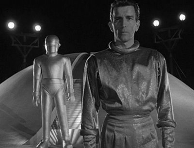 Gort-Klaatu-Night.jpg