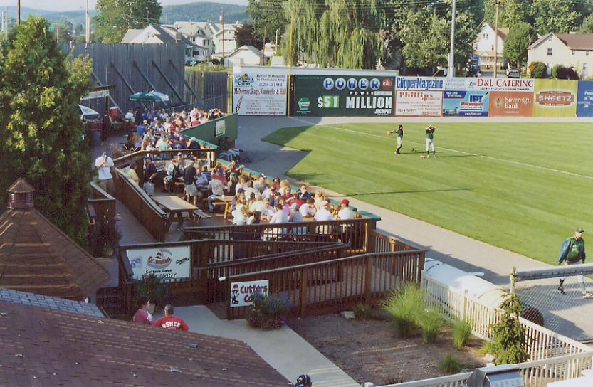 bowman_06_deck.jpg