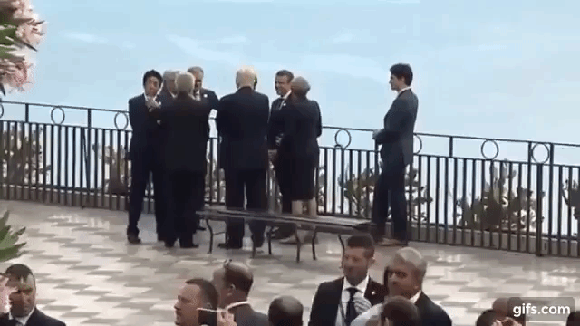 Q1MPYl.gif