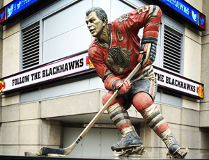 stan-mikita-statue.jpg