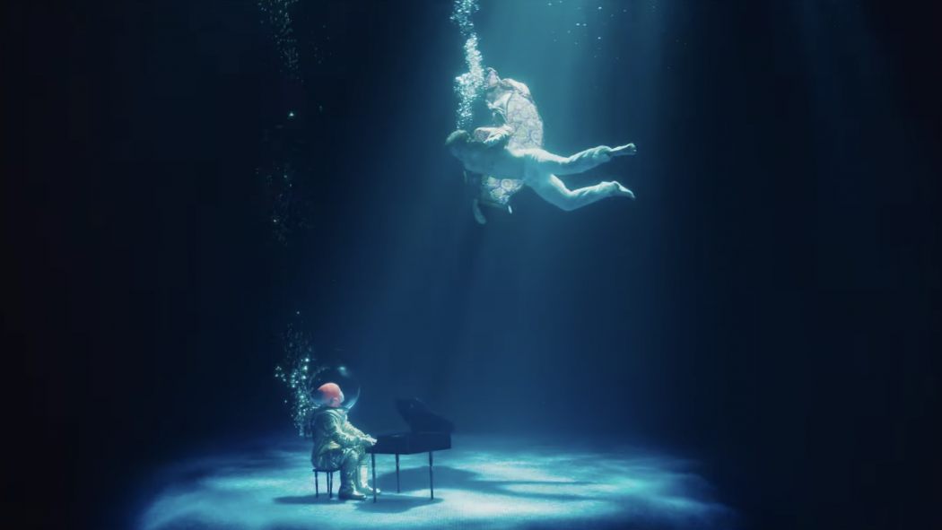 rocketman_underwater_piano_1050_591_81_s_c1.jpg