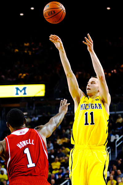ncb_u_stauskas_wm_400.jpg