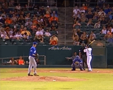 Zack_Wheeler_Curve_6_1_13.gif