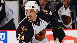 Chelios_Thrashers1_325x183.jpg