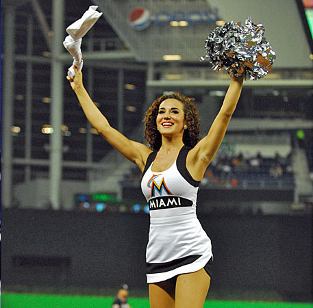 2012-Marlins-Energy-action_11.jpg