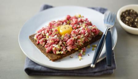 steaktartare_88981_16x9.jpg