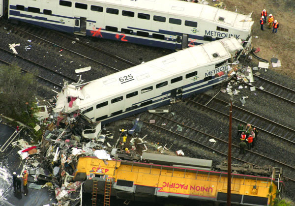 metrolink-train-wreck.jpg