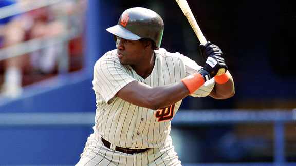 mlb_g_gwynn_576.jpg