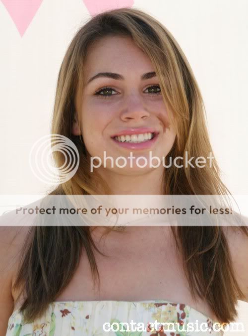 sophie_tweed_simmons_2108352.jpg