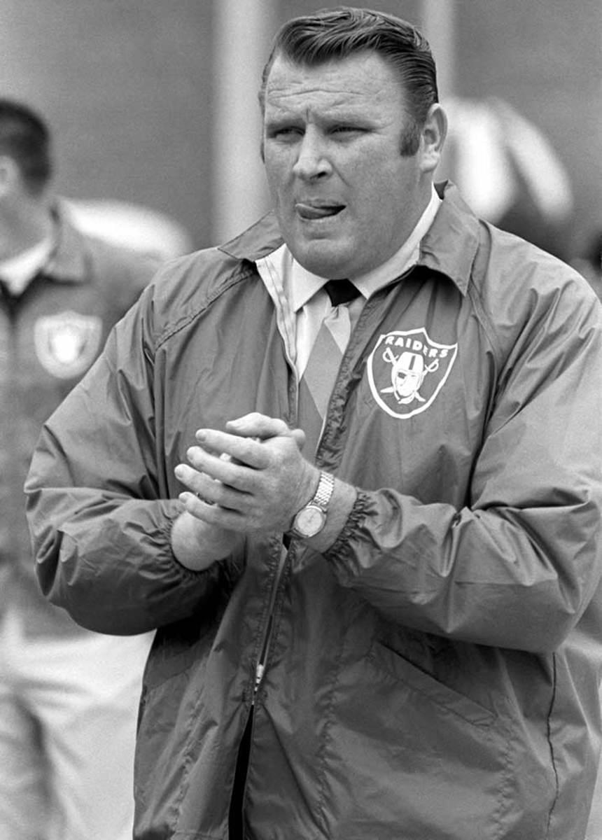 john-madden-1969-gettyjpg.jpg