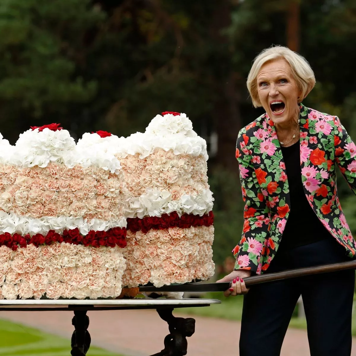 Mary-Berry-at-RHS-Wisley.jpg
